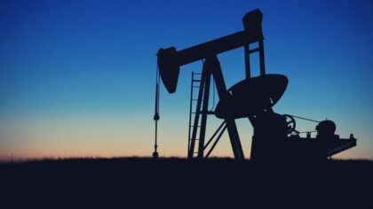 انخفاض أسعار النفط في أسوأ خسارة أسبوعية منذ شهور