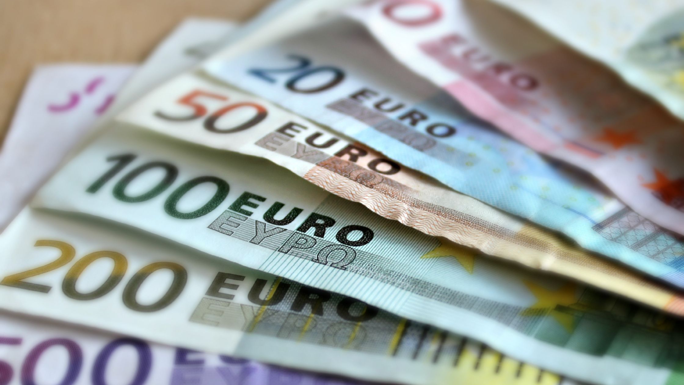 البنوك الخاصة ستدير محافظ اليورو الرقمي ومعاملاته في المستقبل