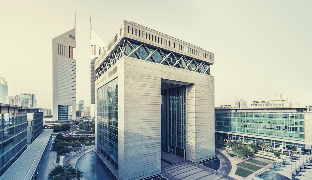 مركز دبي المالي العالمي يسجل أعلى إيرادات في 2022