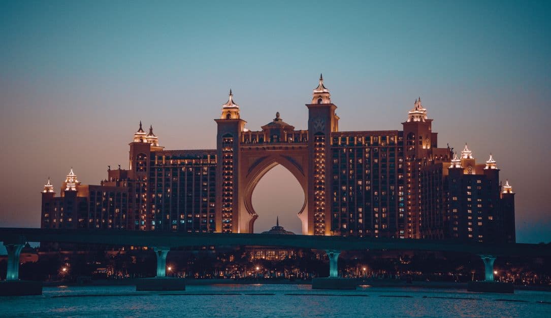 ارتفاع الإنفاق السياحي في الإمارات إلى 33 مليار دولار في 2022