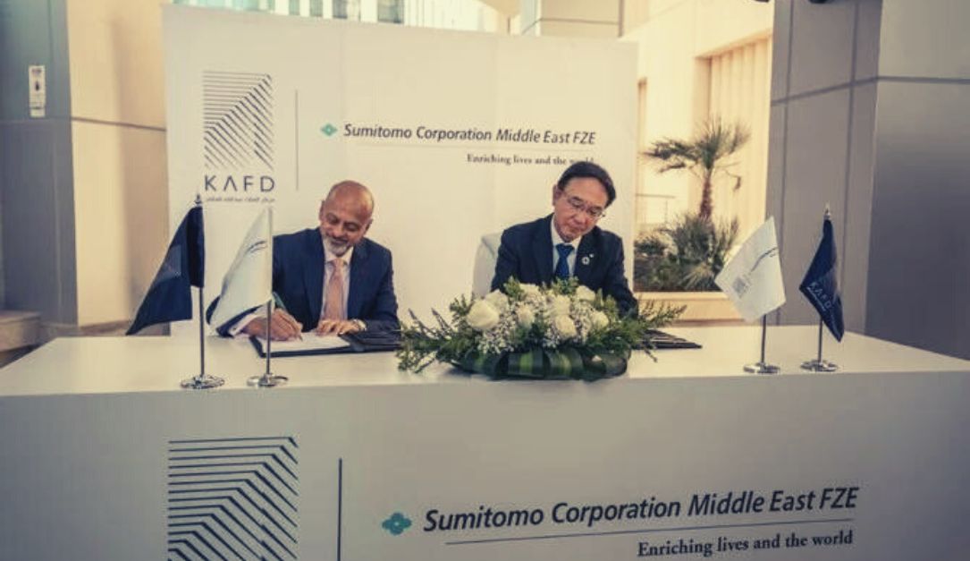 مركز الملك عبد الله المالي يوقّع اتفاقية مع سوميتومو اليابانية لمكافحة تغيّر المناخ