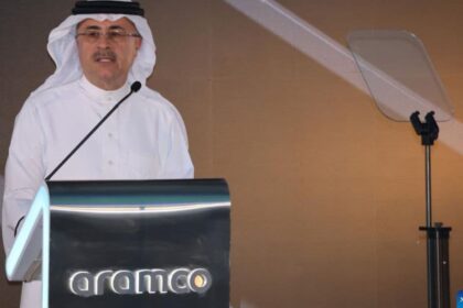 أرامكو تقود تحالف لإنشاء أول مصنع لتصنيع الألواح الفولاذية في السعودية