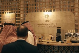 الشركة السعودية للقهوة وسيمنس توقعان اتفاقية لبناء مصنع ذكي في جازان